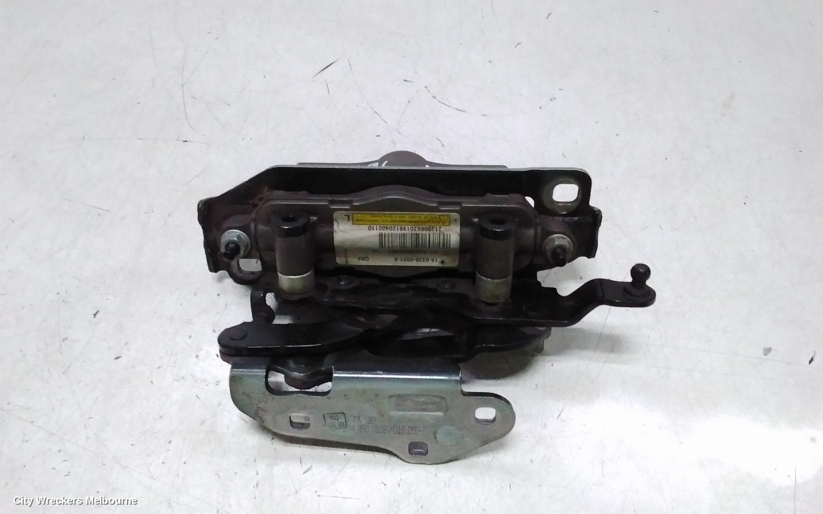 MERCEDES E CLASS BONNET HINGE/STRUT, LH BONNET ACTUATOR, P/N A2129066201, W212/S212, 07/2009 - 05/2013