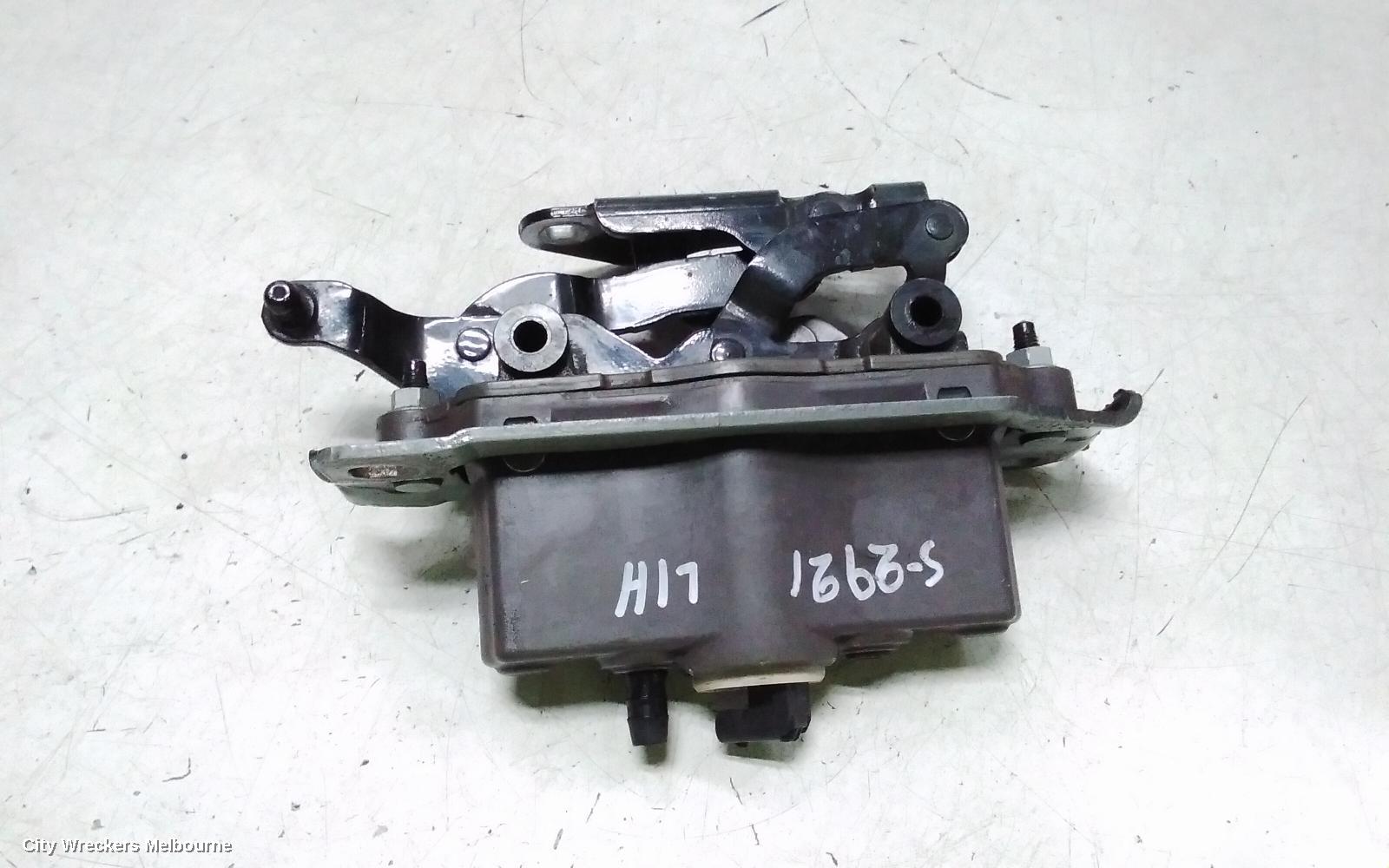 MERCEDES E CLASS BONNET HINGE/STRUT, LH BONNET ACTUATOR, P/N A2129066201, W212/S212, 07/2009 - 05/2013