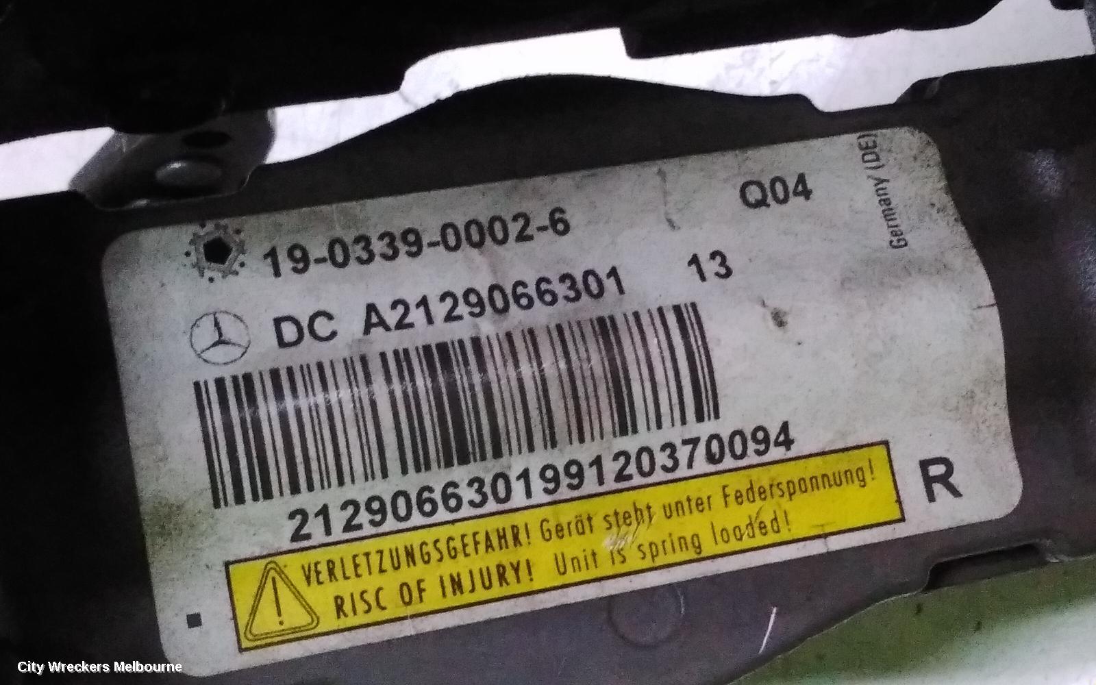 MERCEDES E CLASS BONNET HINGE/STRUT, RH BONNET ACTUATOR, P/N A2129066301, W212/S212, 07/2009 - 05/2013