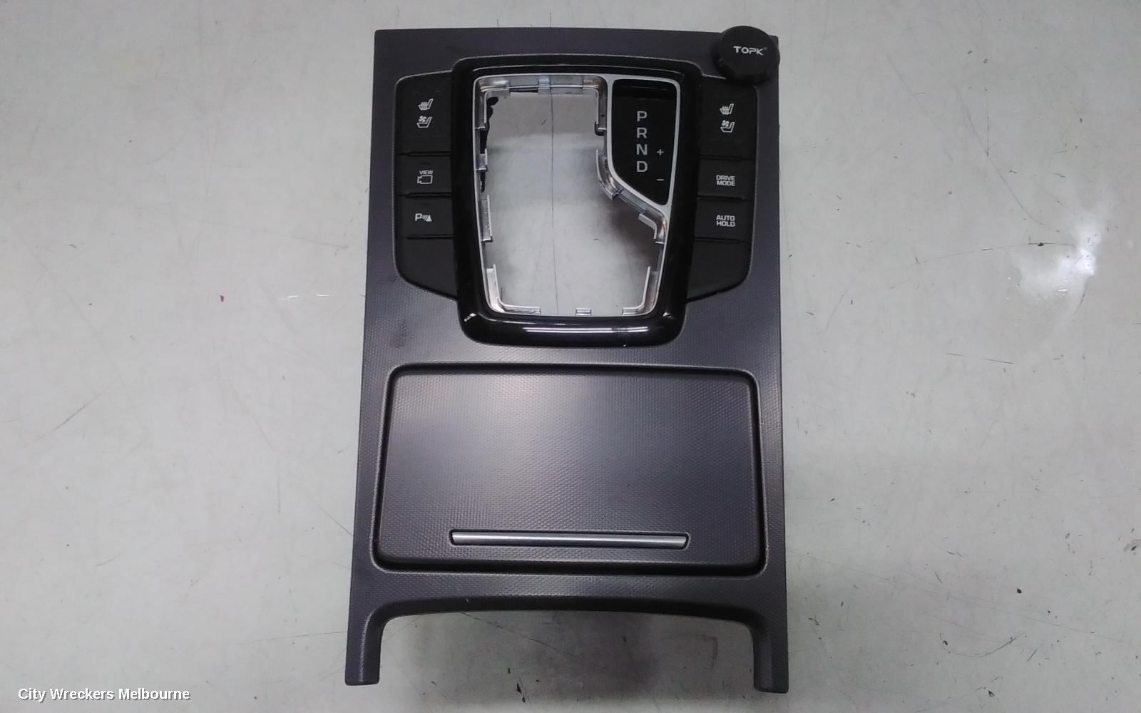 HYUNDAI GENESIS GEAR STICK/SHIFTER, DH, AUTO T/M, 11/2014 - 01/2018