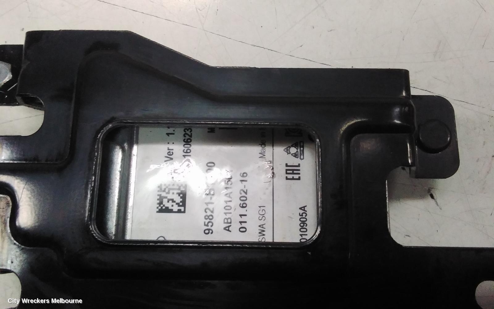 HYUNDAI GENESIS, DH, 11/2014 - 01/2018, 95821-B1100 REAR RIGHT BLIND SPOT SENSOR : 141404
