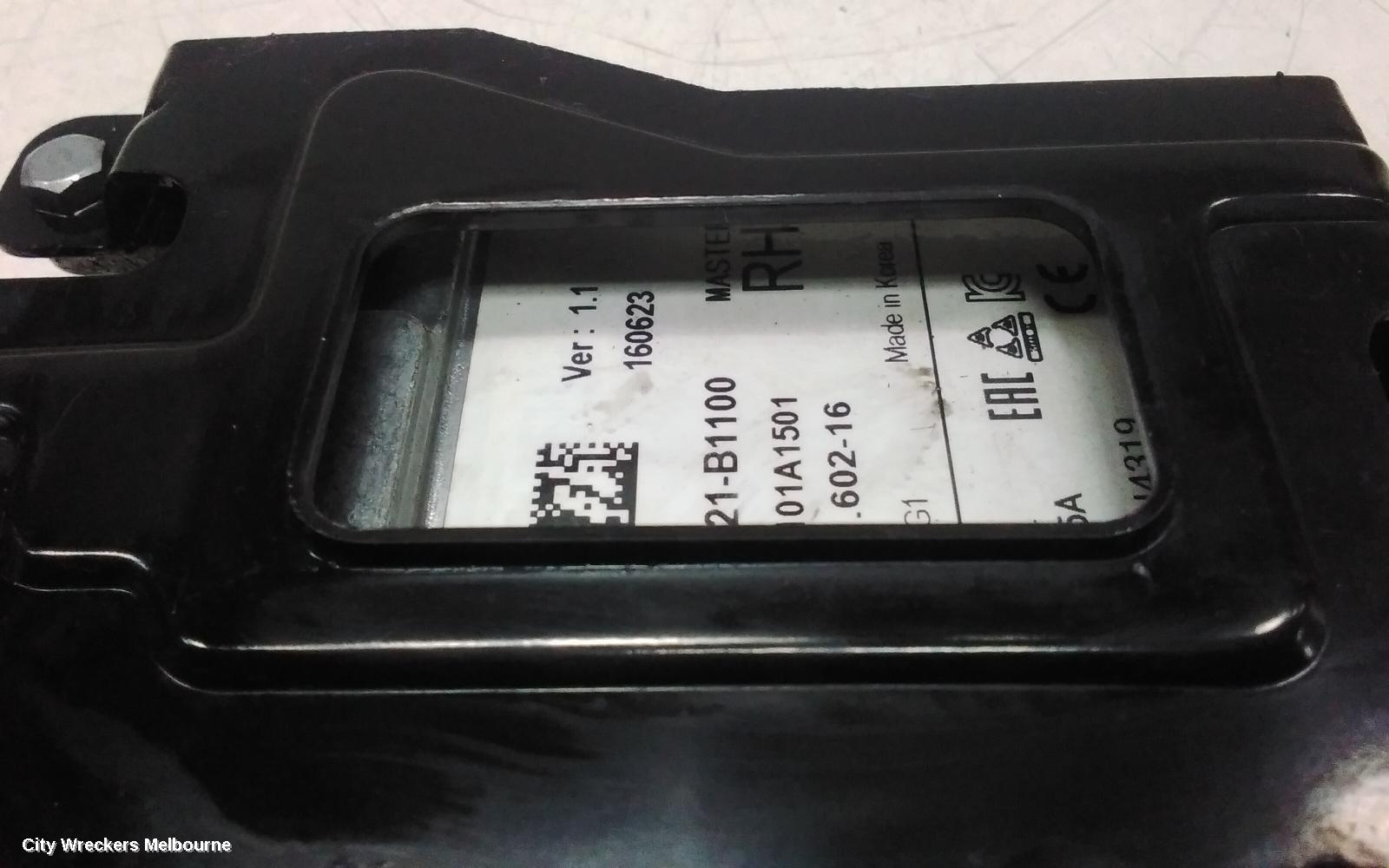 HYUNDAI GENESIS, DH, 11/2014 - 01/2018, 95821-B1100 REAR RIGHT BLIND SPOT SENSOR : 141404