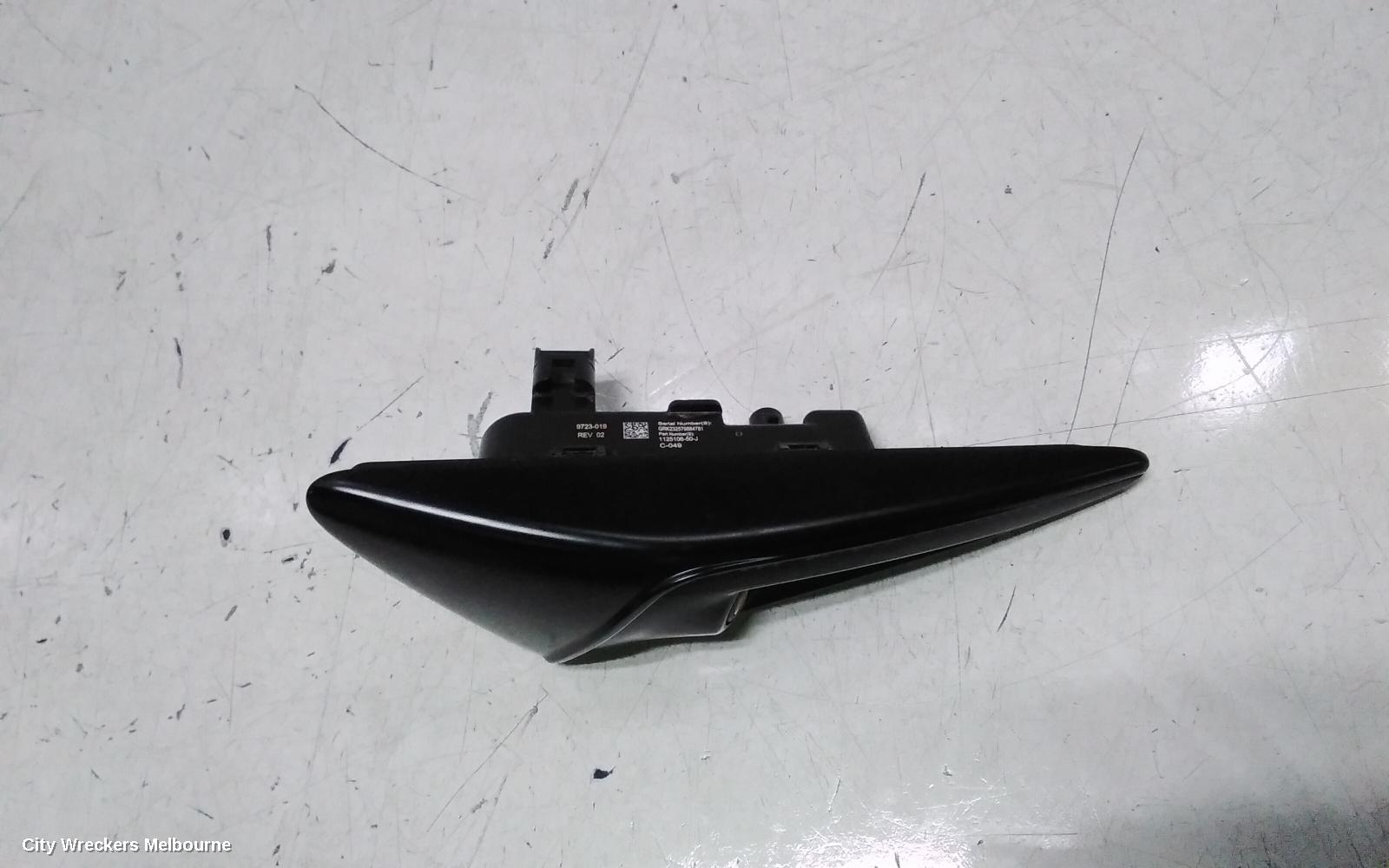 TESLA MODEL Y REVERSE CAMERA, 1ST GEN, SIDE CAMERA (LH GUARD), 03/2022 ONWARDS