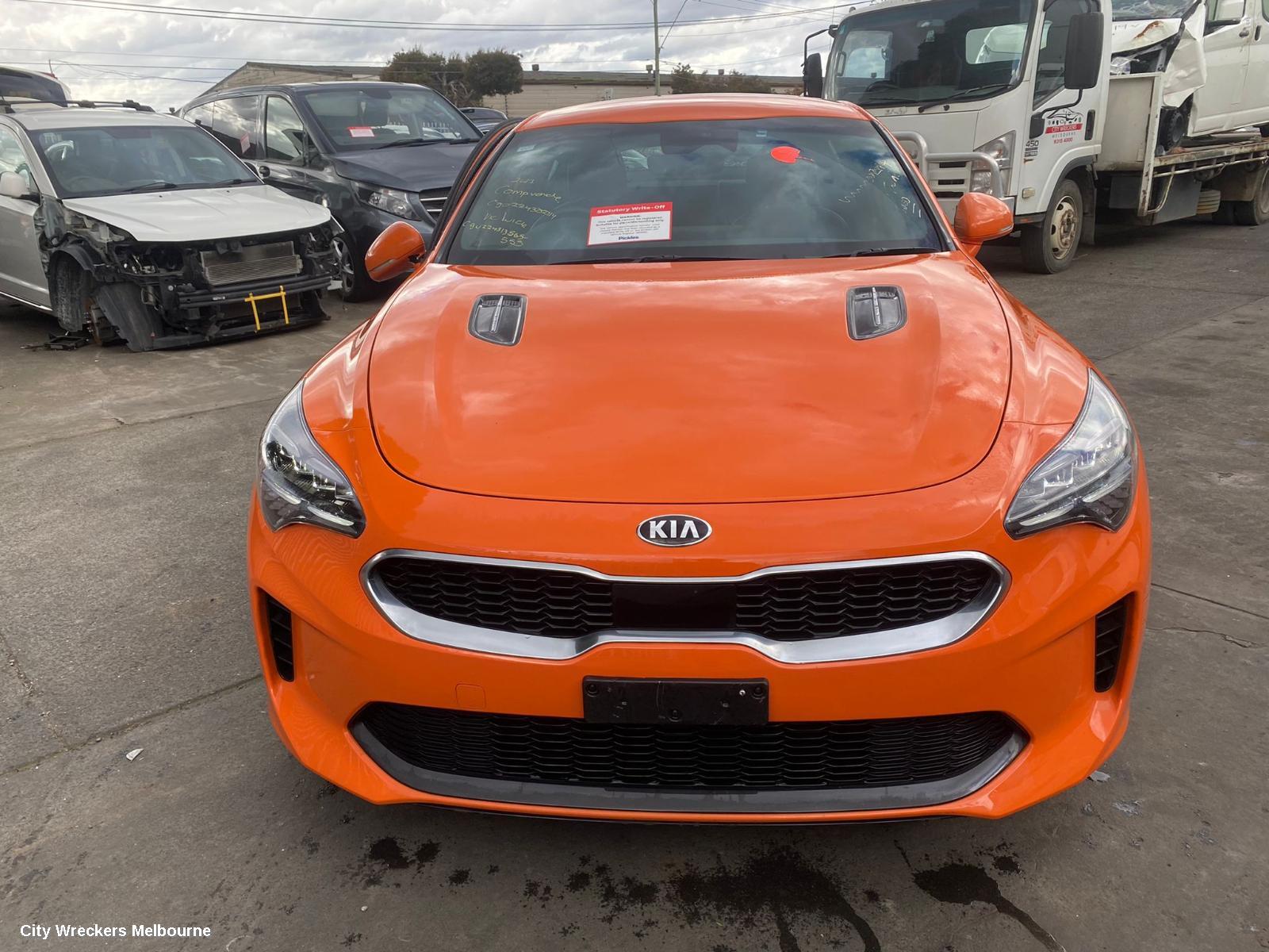 KIA STINGER LEFT FRONT HUB ASSEMBLY, CK, NON ADAPTIVE SUSPENSION TYPE, 06/2017 - 04/2023