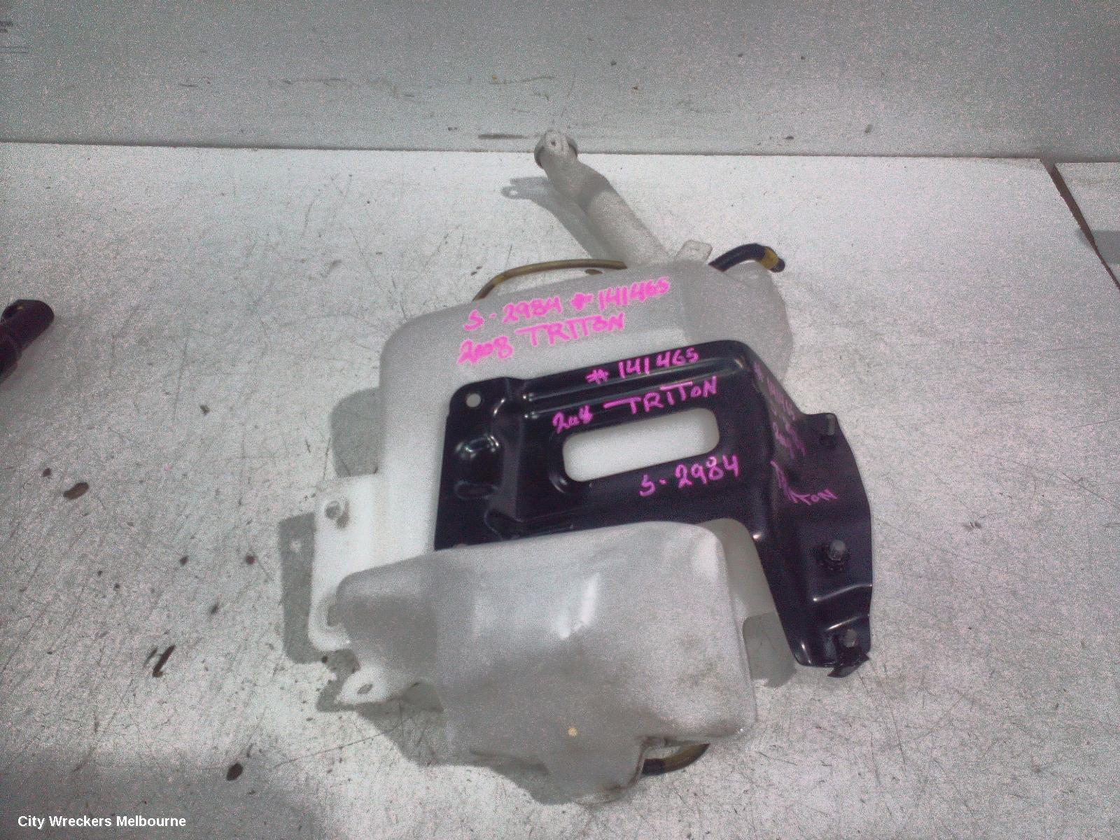 MITSUBISHI TRITON WASHER BOTTLE, ML-MN, 07/2006 - 04/2015