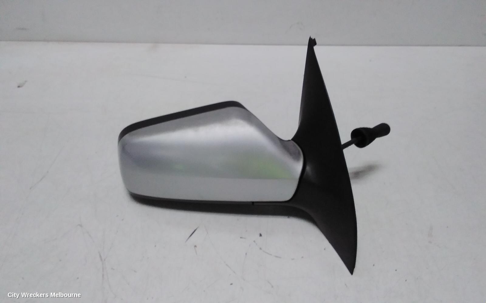 HOLDEN ASTRA RIGHT DOOR MIRROR, TS, MAN, HATCH/SEDAN, PAINTED TYPE (SMOOTH FINISH), 09/1998 - 10/2006