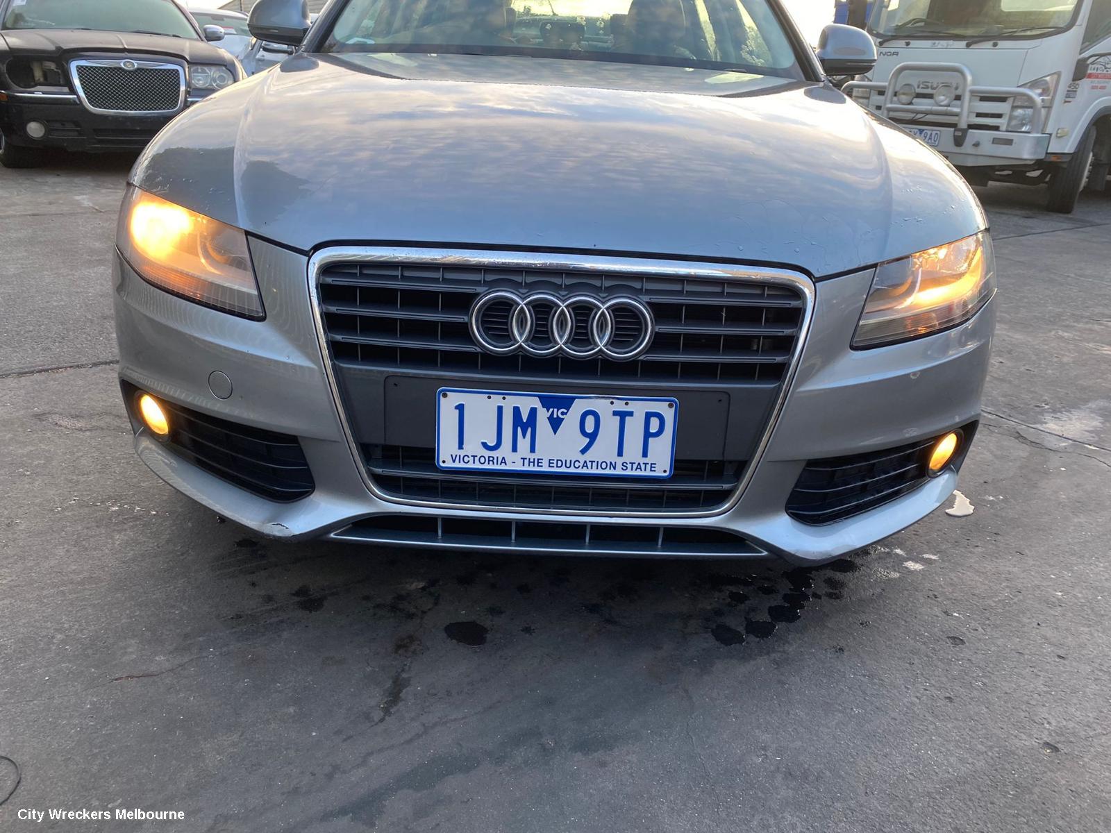 AUDI A4 RIGHT TAILLIGHT, B8 8K (A4), SEDAN, STANDARD TYPE, 02/2008 - 06/2012