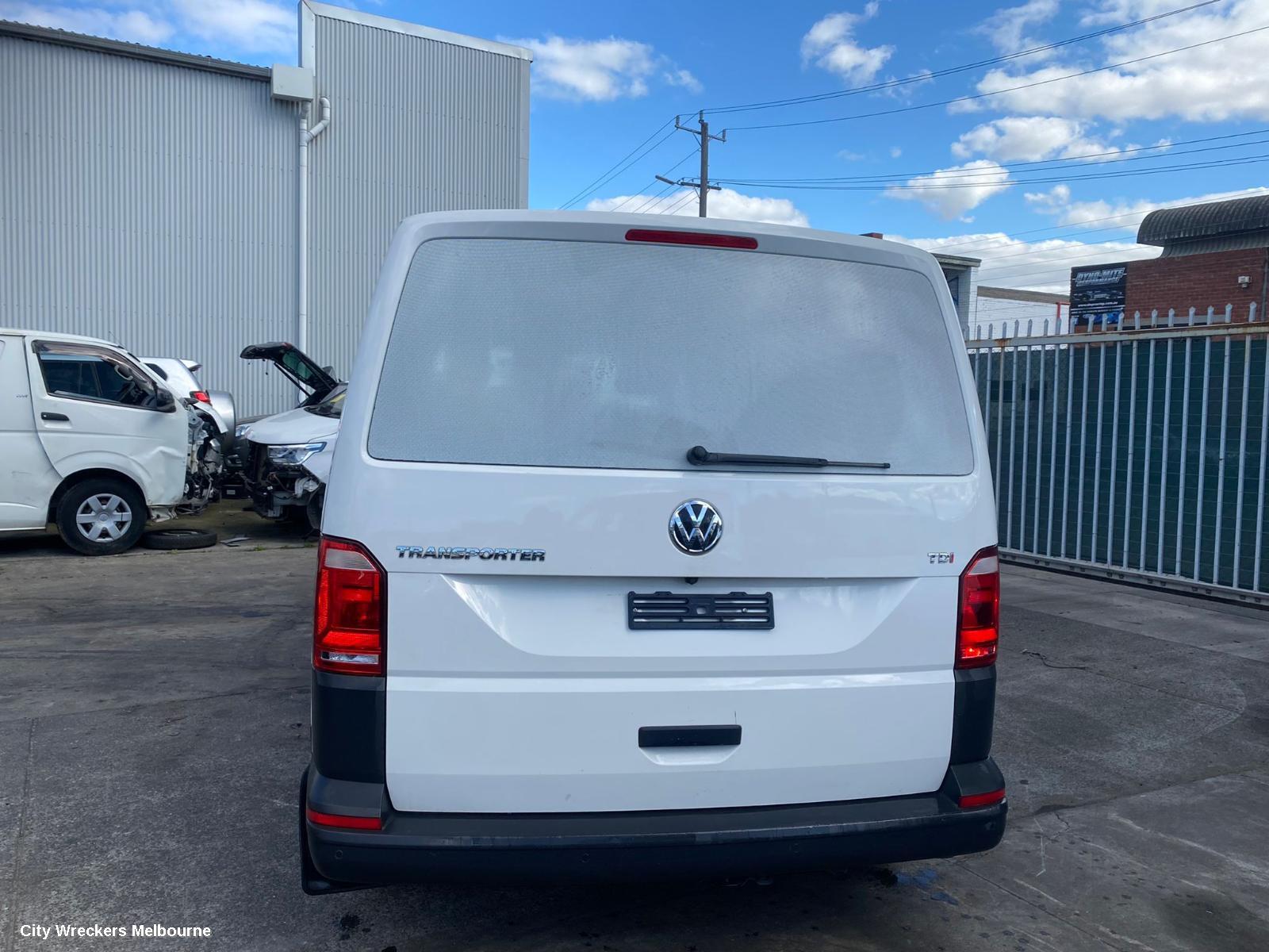 VOLKSWAGEN TRANSPORTER REVERSE CAMERA, T6, REVERSE CAMERA, 07/2015 ONWARDS