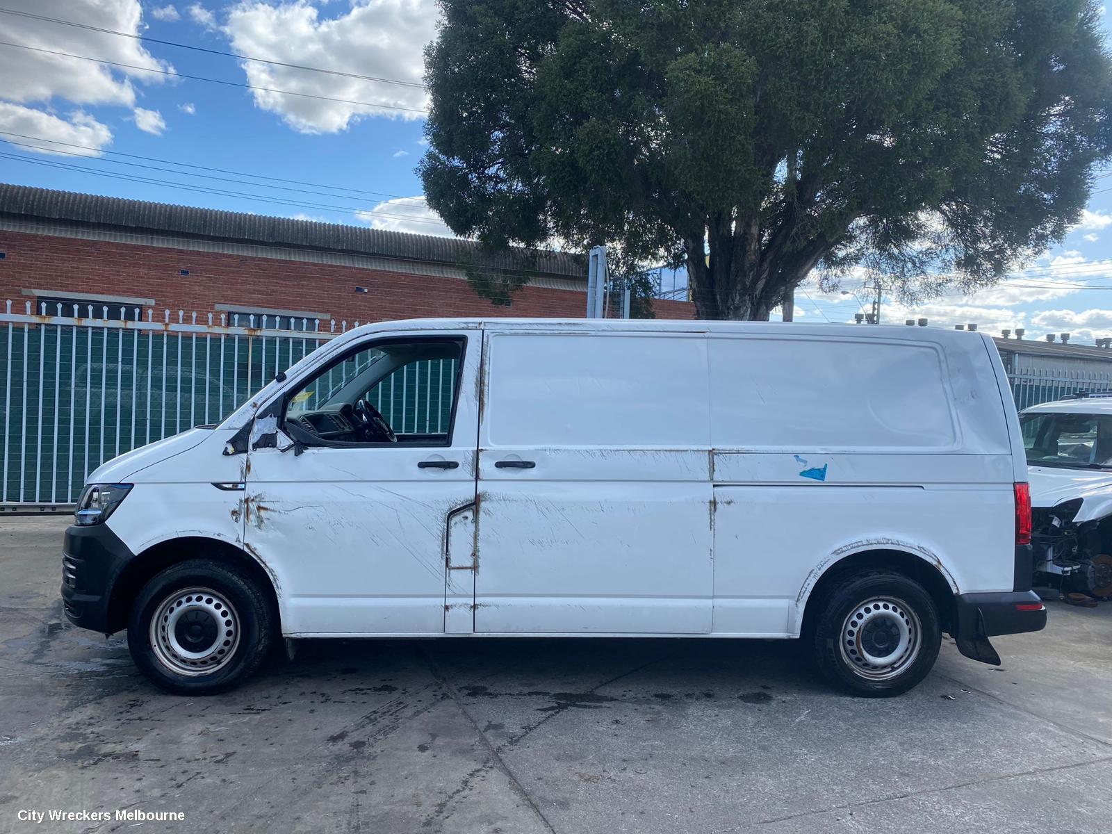 VOLKSWAGEN TRANSPORTER REVERSE CAMERA, T6, REVERSE CAMERA, 07/2015 ONWARDS