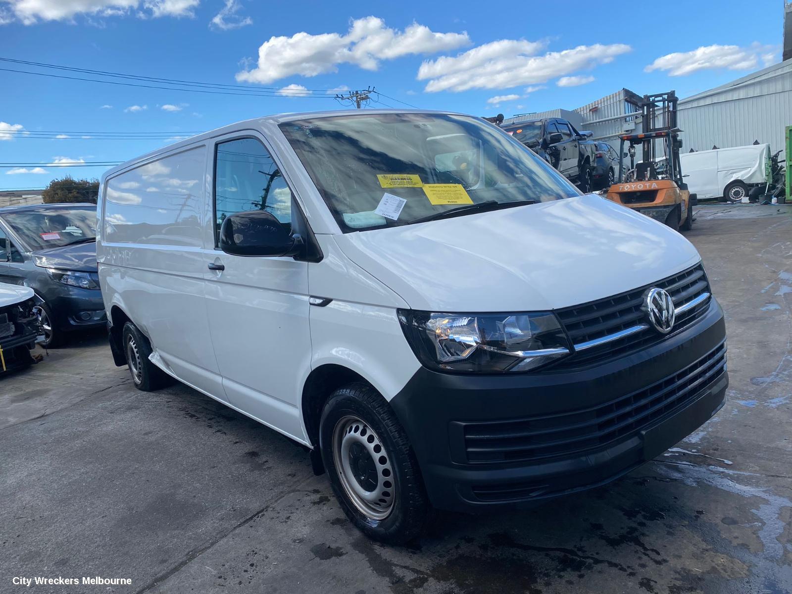 VOLKSWAGEN TRANSPORTER REVERSE CAMERA, T6, REVERSE CAMERA, 07/2015 ONWARDS