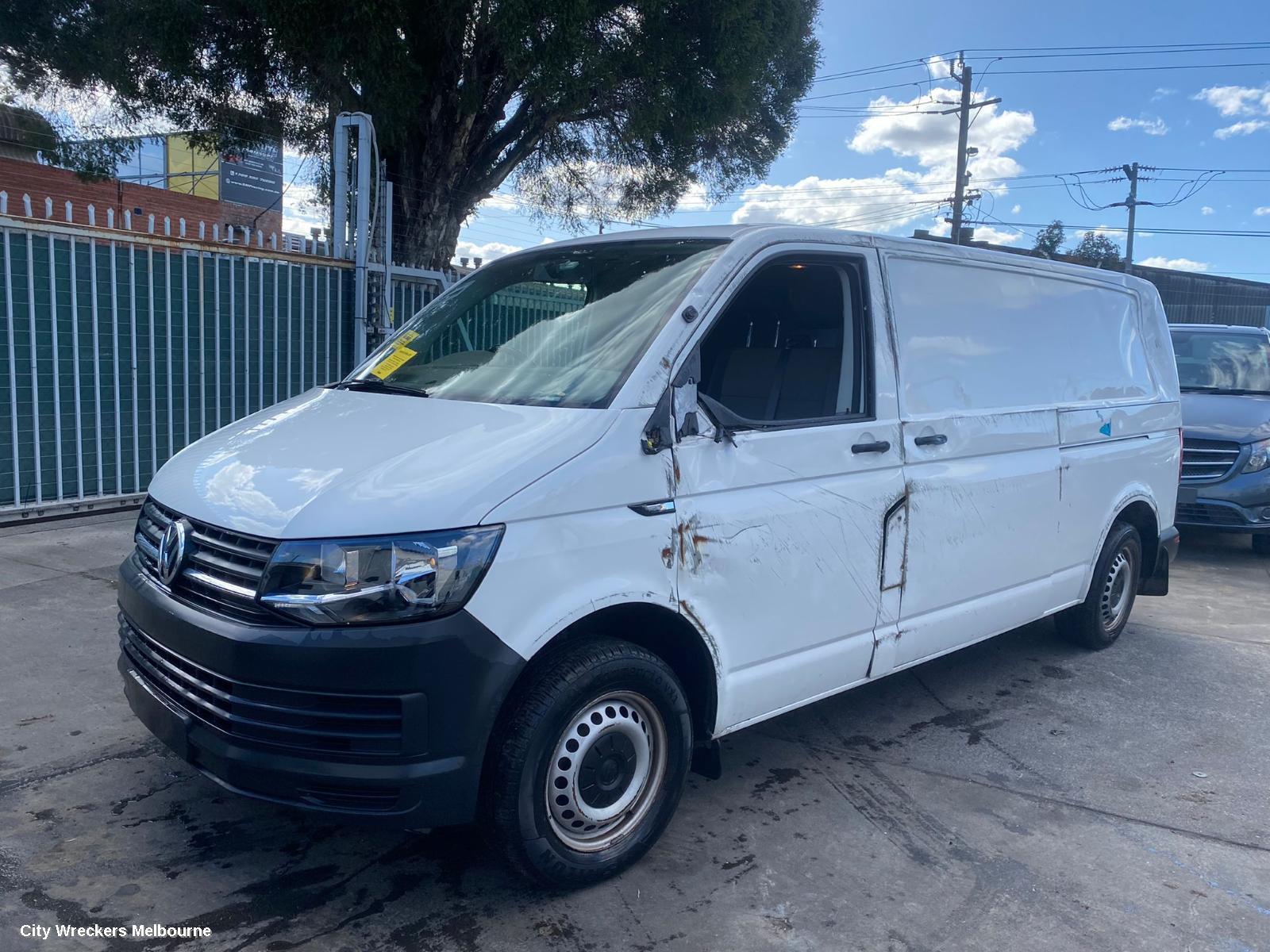 VOLKSWAGEN TRANSPORTER REVERSE CAMERA, T6, REVERSE CAMERA, 07/2015 ONWARDS