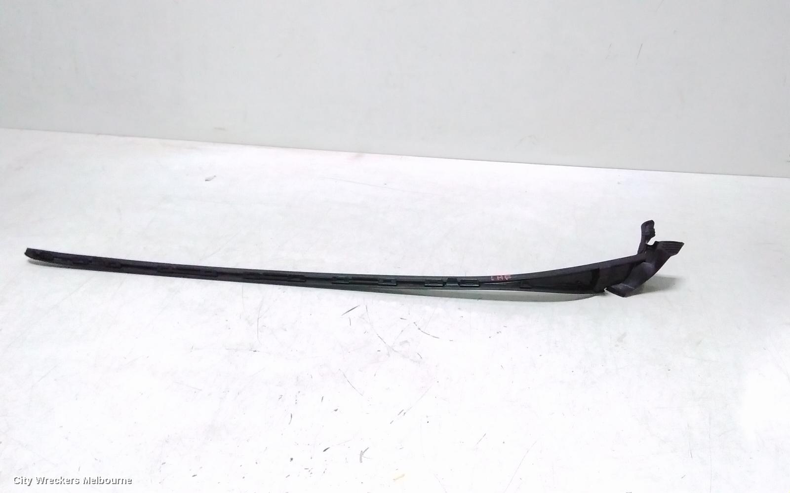 GENESIS GV70 TRIM PANEL, JK, 03/2021 ONWARDS