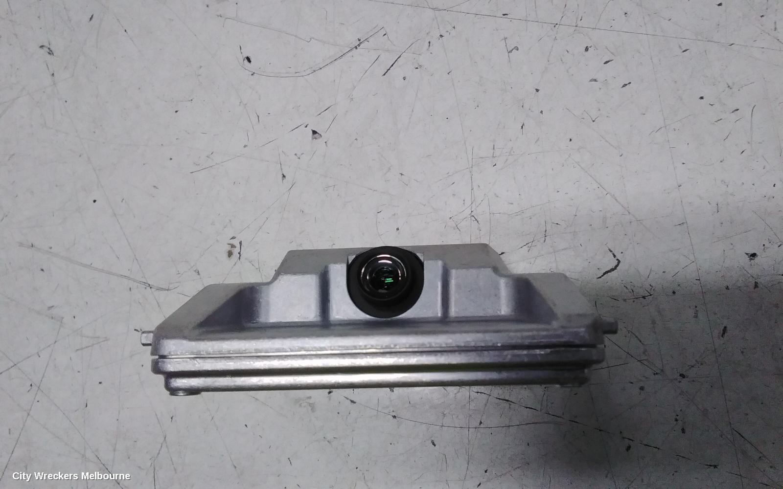 GENESIS GV70 REVERSE CAMERA, JK, 03/2021 ONWARDS