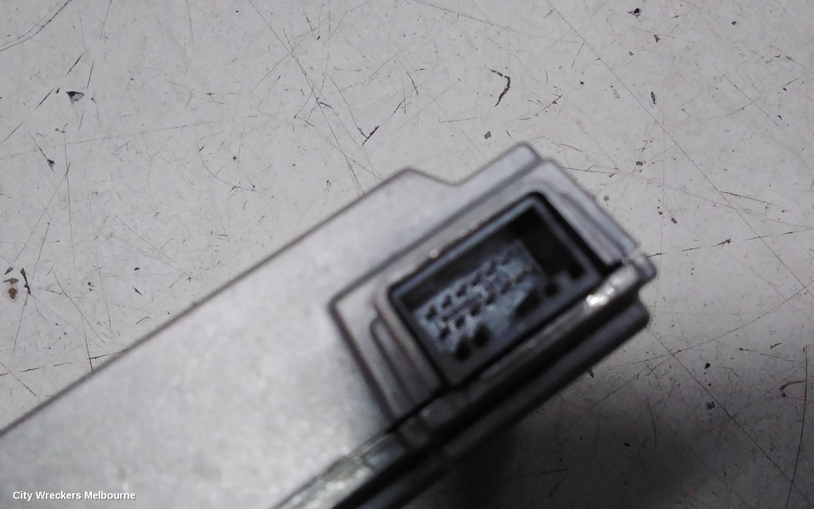 GENESIS GV70 REVERSE CAMERA, JK, 03/2021 ONWARDS