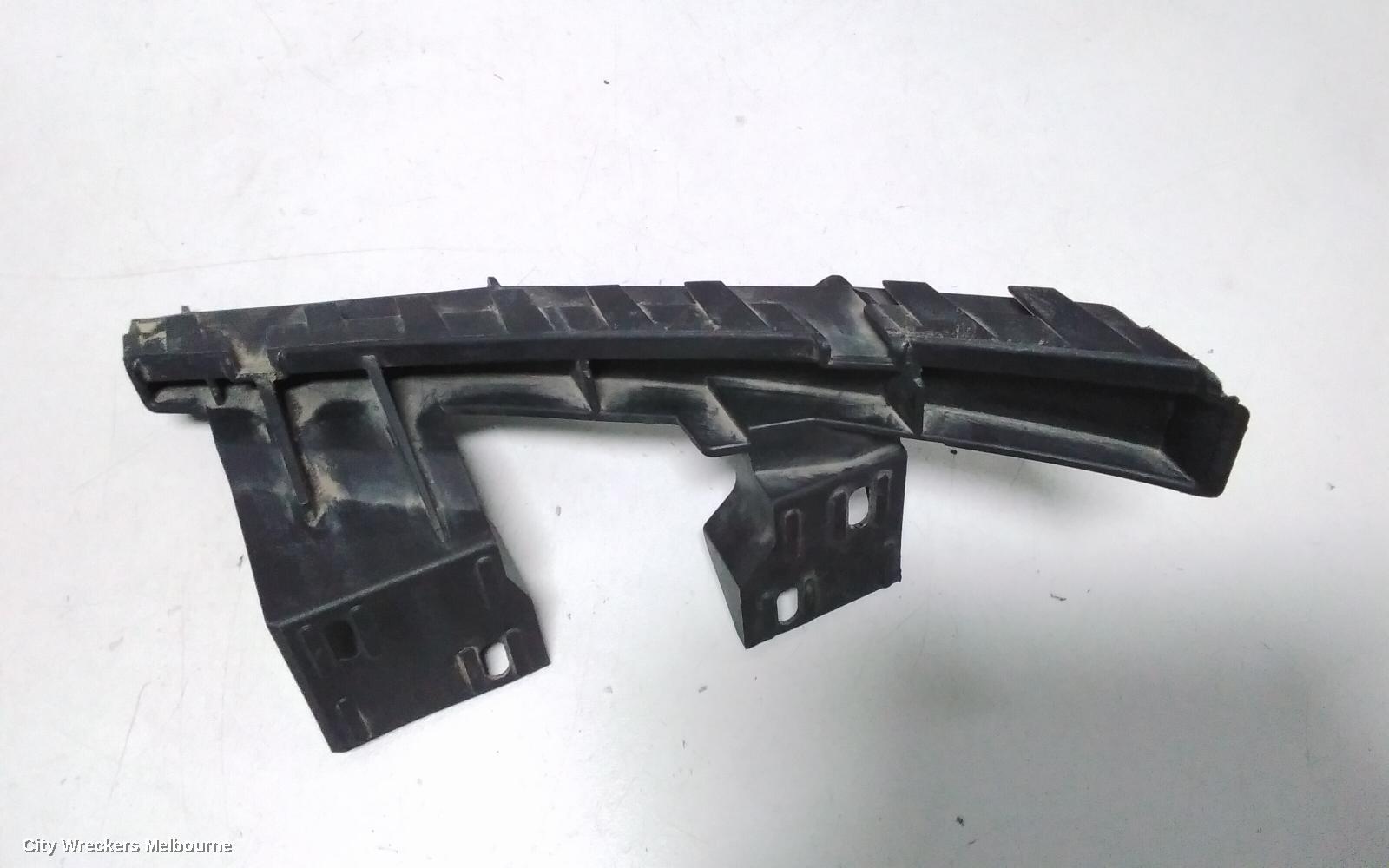 AUDI Q7, 4L, 09/2006 - 08/2015, HEADLIGHT BRACKET RIGHT, : 34143