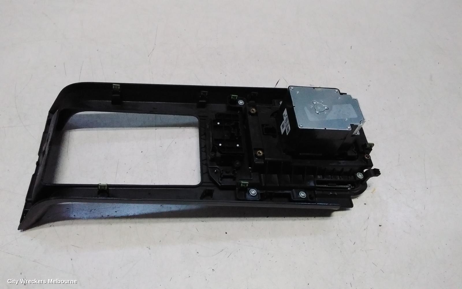 LAND ROVER DISCOVERY SPORT GEAR STICK/SHIFTER, GEAR SHIFT ASSY, AUTO, L550, 01/2015 - 06/2019
