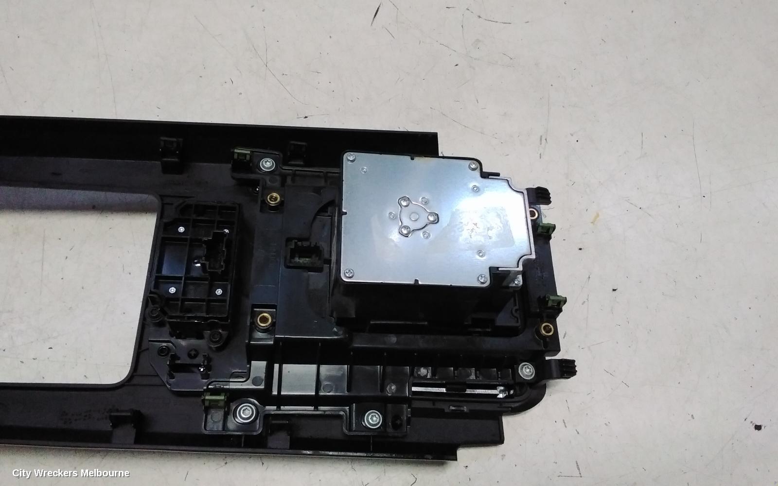 LAND ROVER DISCOVERY SPORT GEAR STICK/SHIFTER, GEAR SHIFT ASSY, AUTO, L550, 01/2015 - 06/2019