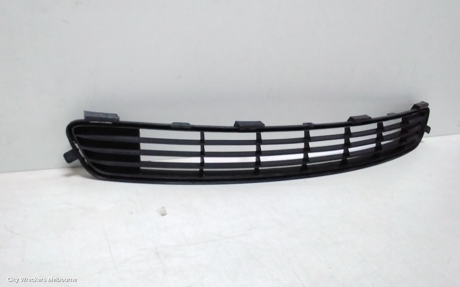 TOYOTA AURION GRILLE, BUMPER GRILLE (CENTRE), GSV40R, 10/2006 - 03/2012