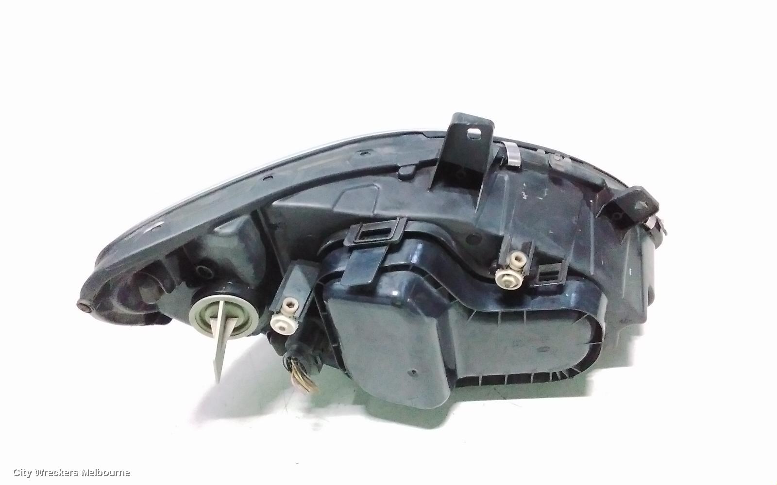 MERCEDES VITO LEFT HEADLAMP, 639, 04/2004 - 01/2011