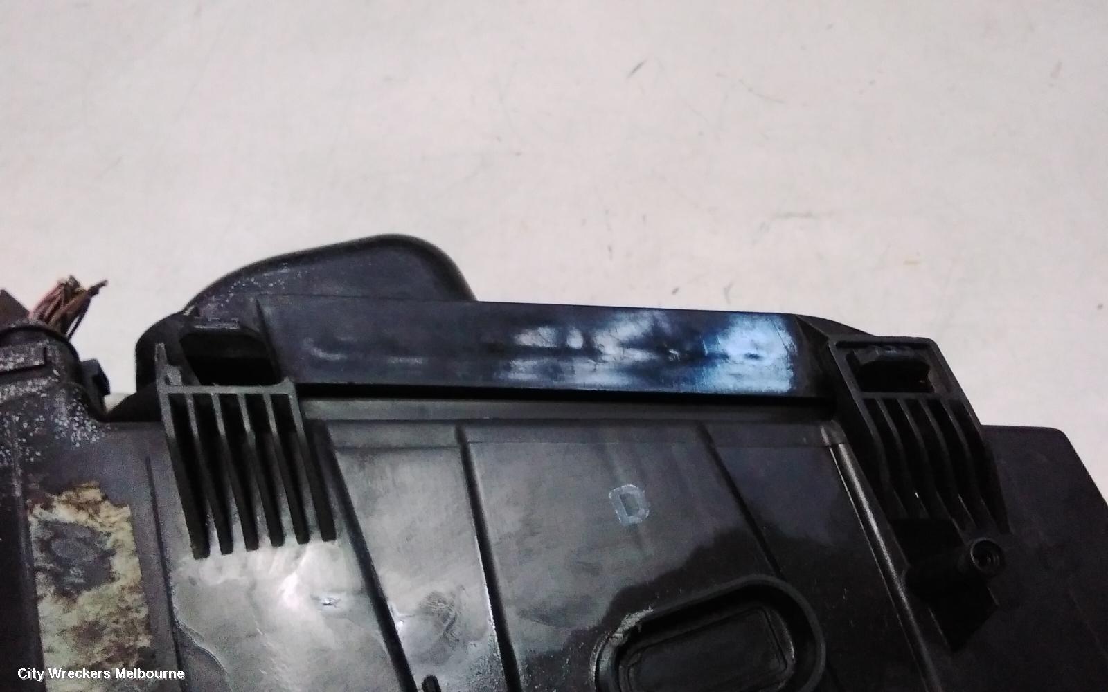 MERCEDES VITO LEFT HEADLAMP, 639, 04/2004 - 01/2011