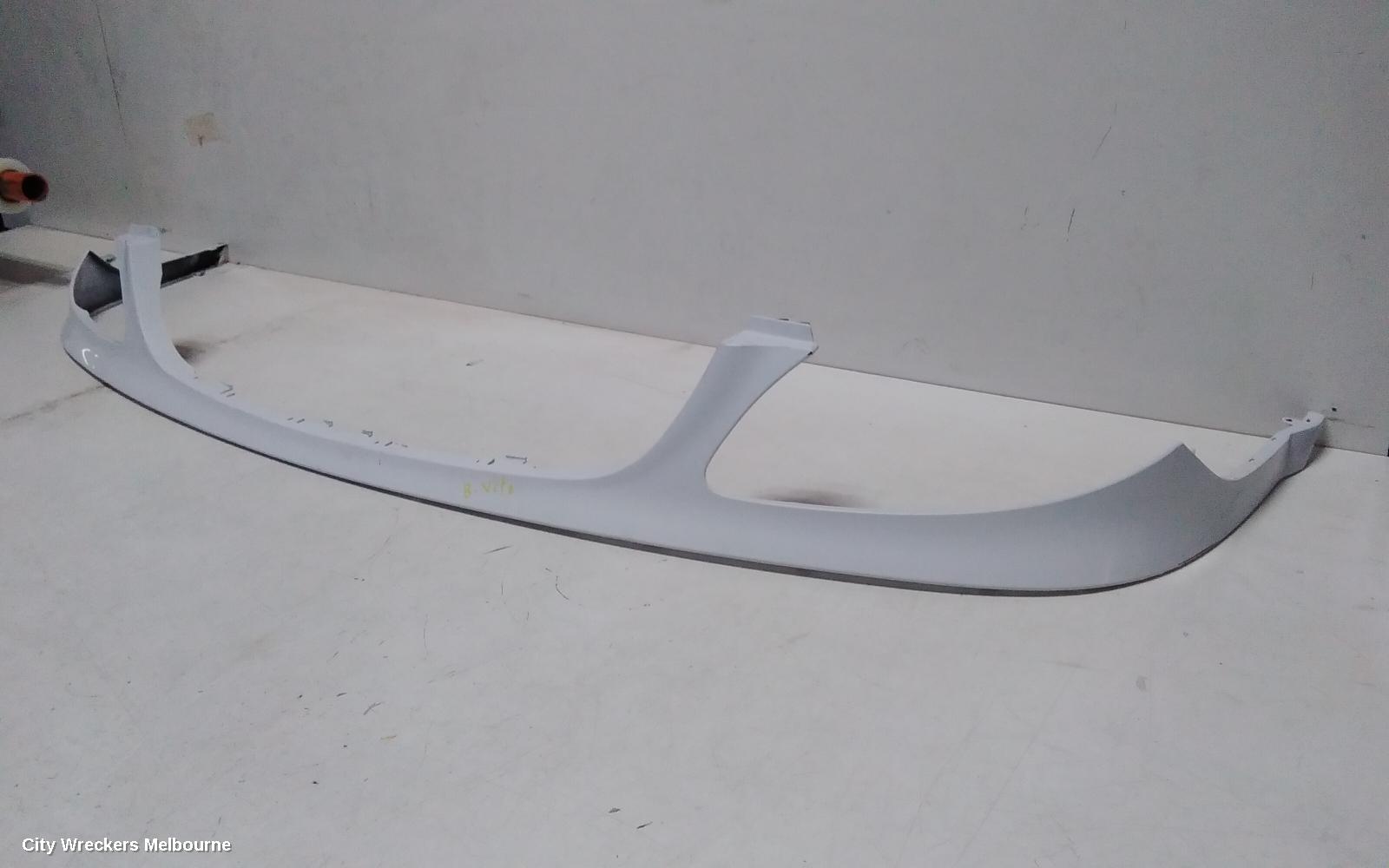 MERCEDES VITO GRILLE, 639, RADIATOR GRILLE, BLACK, W/ CHROME EMBLEM, 04/2004 - 01/2011