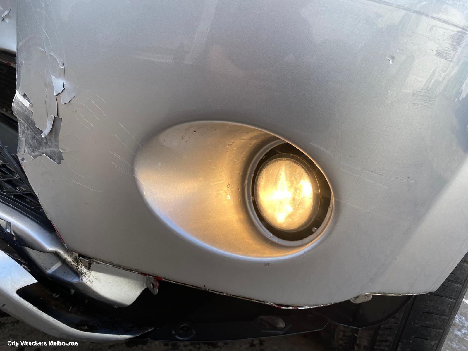 MITSUBISHI OUTLANDER LEFT TAILLIGHT, ZG-ZH, IN BODY, 11/2006 - 10/2012