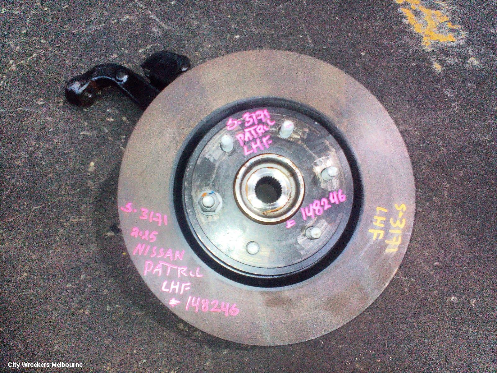 NISSAN PATROL LEFT FRONT HUB ASSEMBLY, Y62, 11/2012 ONWARDS