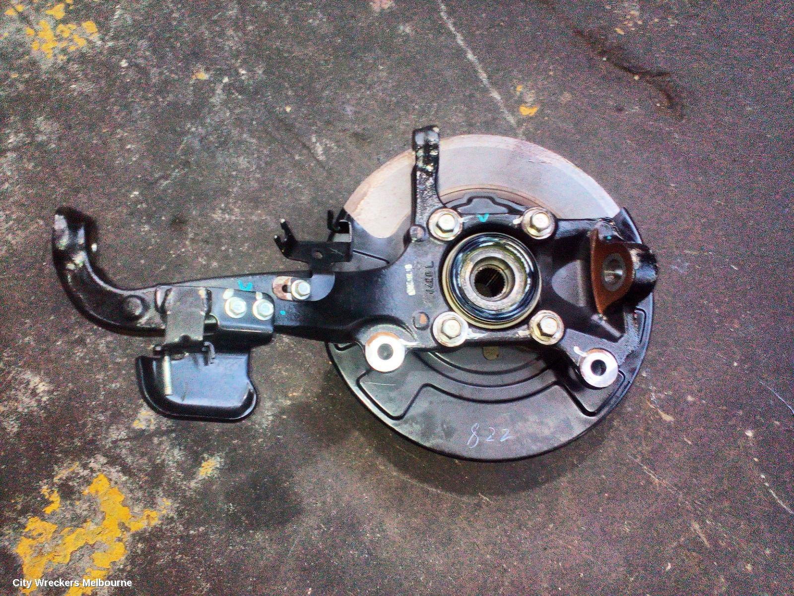 NISSAN PATROL LEFT FRONT HUB ASSEMBLY, Y62, 11/2012 ONWARDS