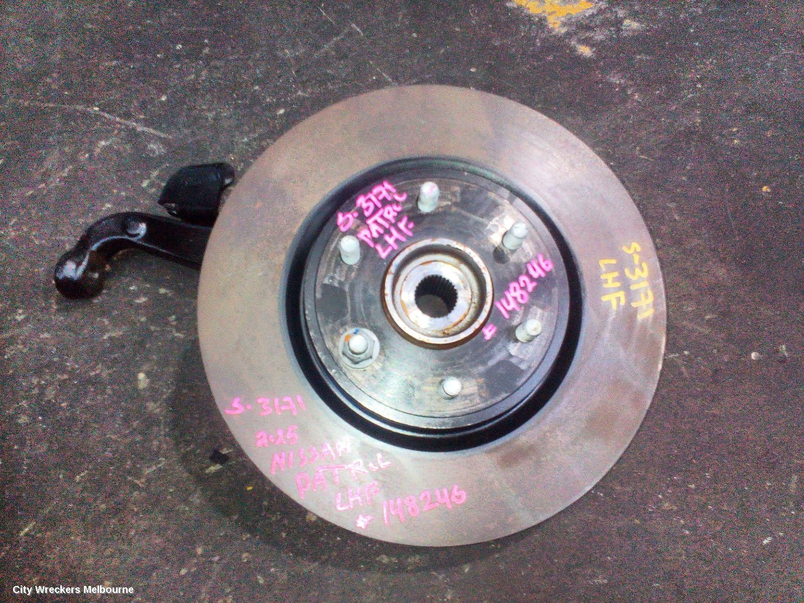 NISSAN PATROL LEFT FRONT HUB ASSEMBLY, Y62, 11/2012 ONWARDS