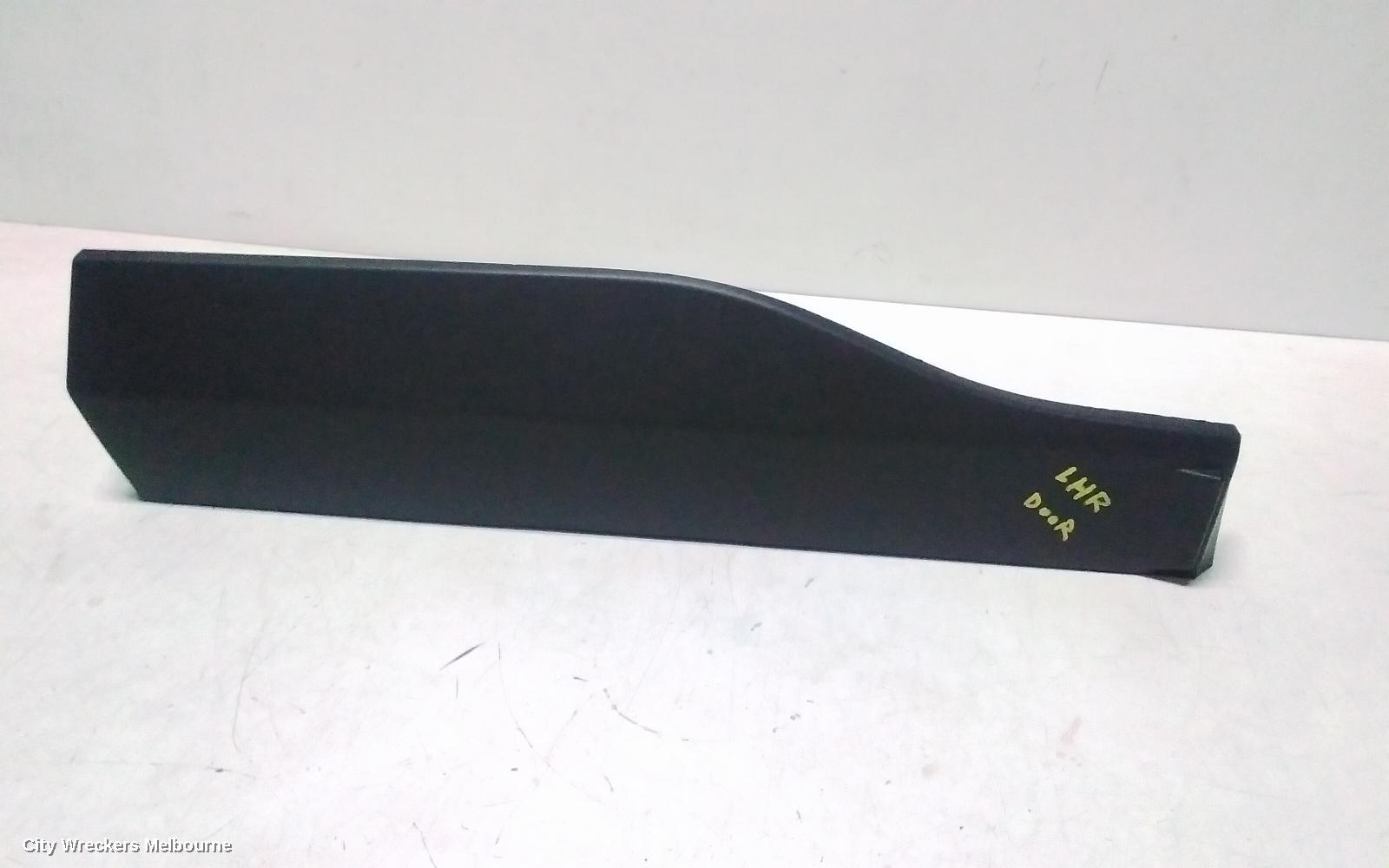 TOYOTA RAV4 DOOR MOULD, LHR LOWER MOULD: 141599, XA50, 11/2018 - 12/2025