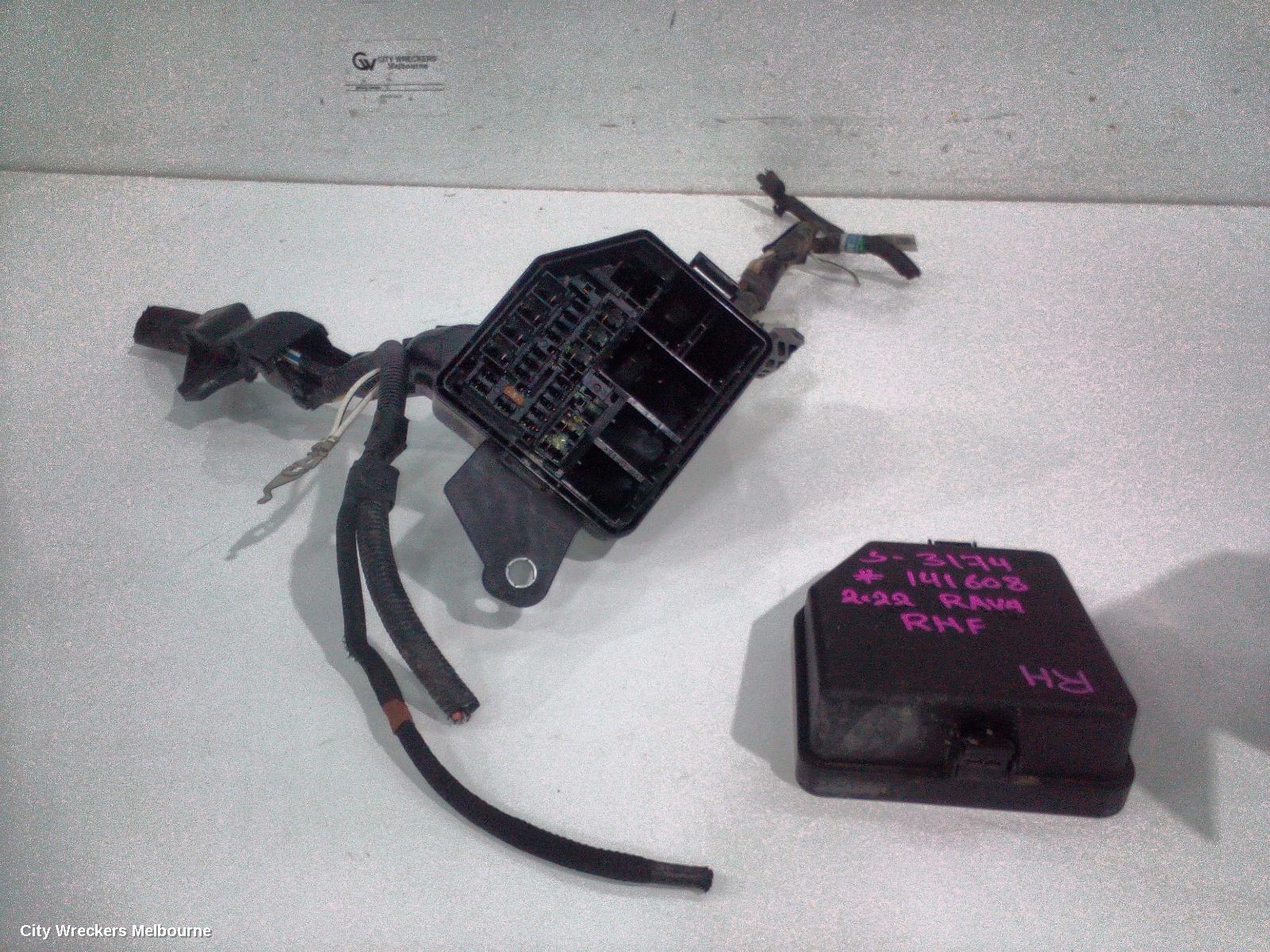 TOYOTA RAV4 FUSE BOX, ENGINE BAY (RH SIDE), PETROL, 2.0/2.5, MXAA52R/AXAA54R, XA50, 11/2018 - 05/2024