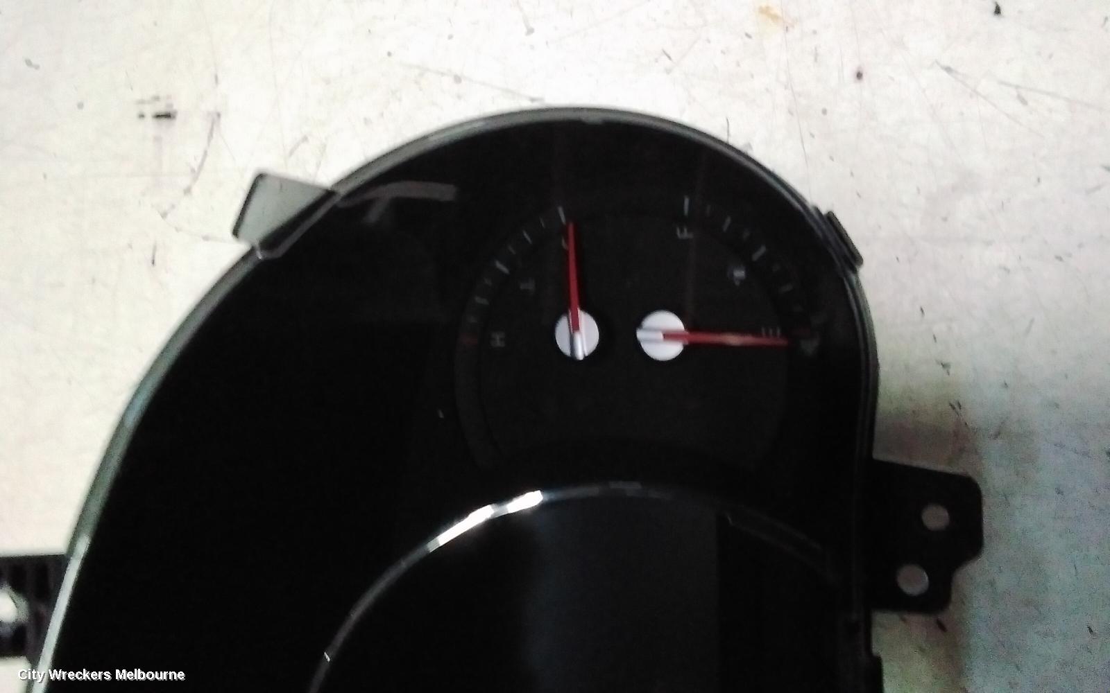 KIA SORENTO INSTRUMENT CLUSTER, DIESEL, SLI/PLATINUM/GT-LINE, UM, 03/2015 - 08/2017