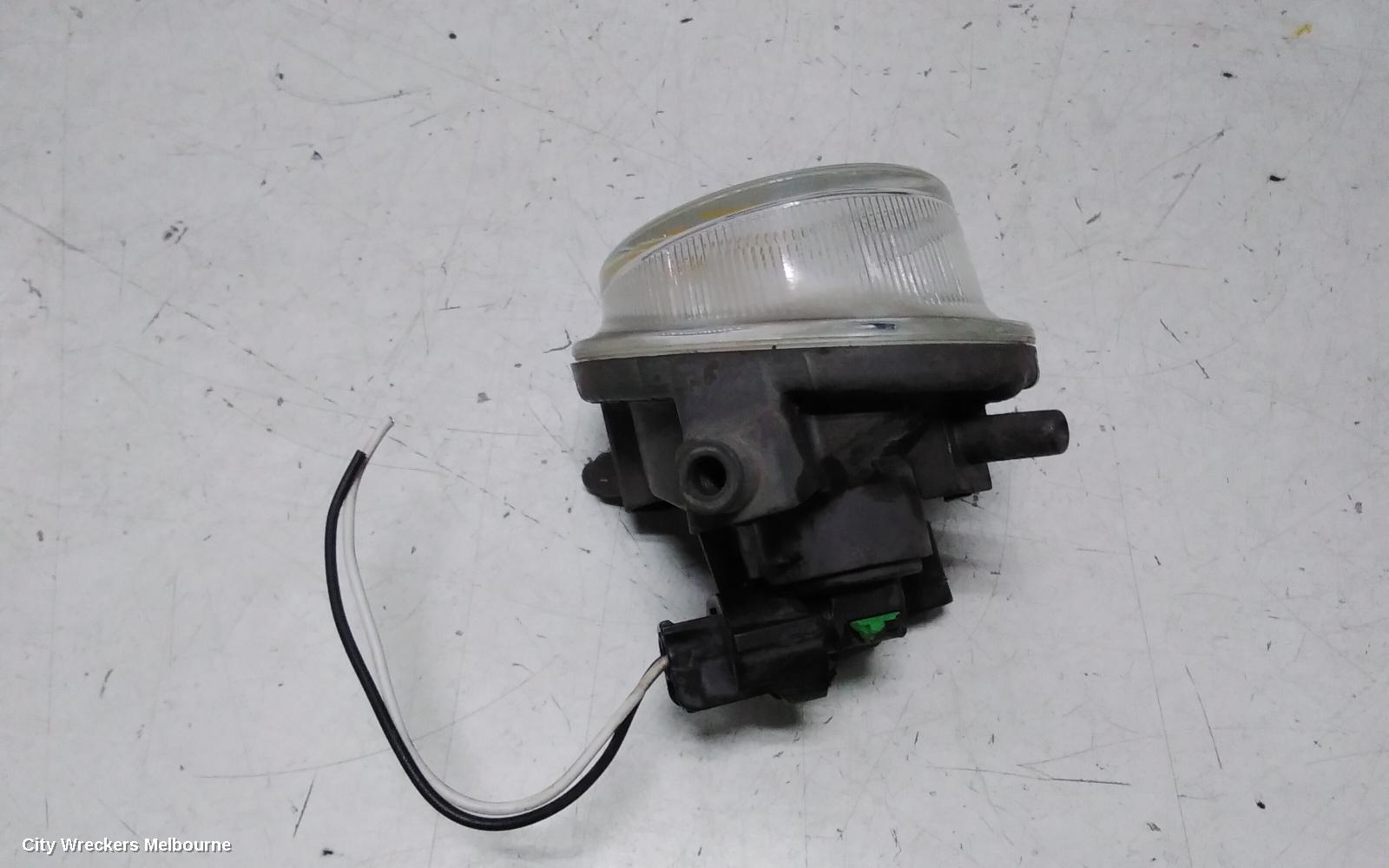 MAZDA 6 LEFT INDICATOR/FOG/SIDE, BUMPER FOGLAMP, GG/GY, LUXURY SPORT TYPE, 09/2002 - 07/2005