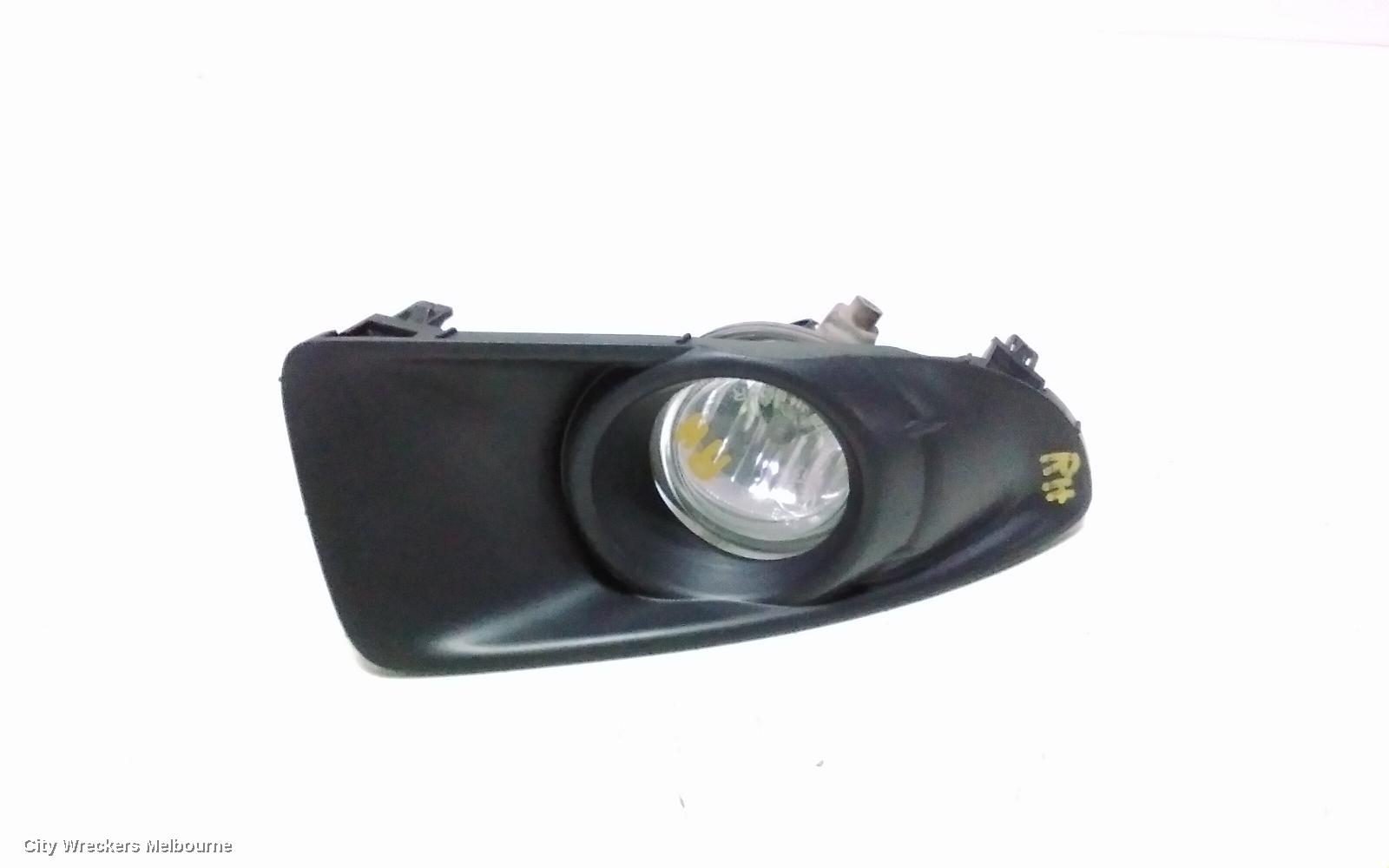 MAZDA 6 RIGHT INDICATOR/FOG/SIDE, BUMPER FOGLAMP, GG/GY, LUXURY SPORT TYPE, 09/2002 - 07/2005