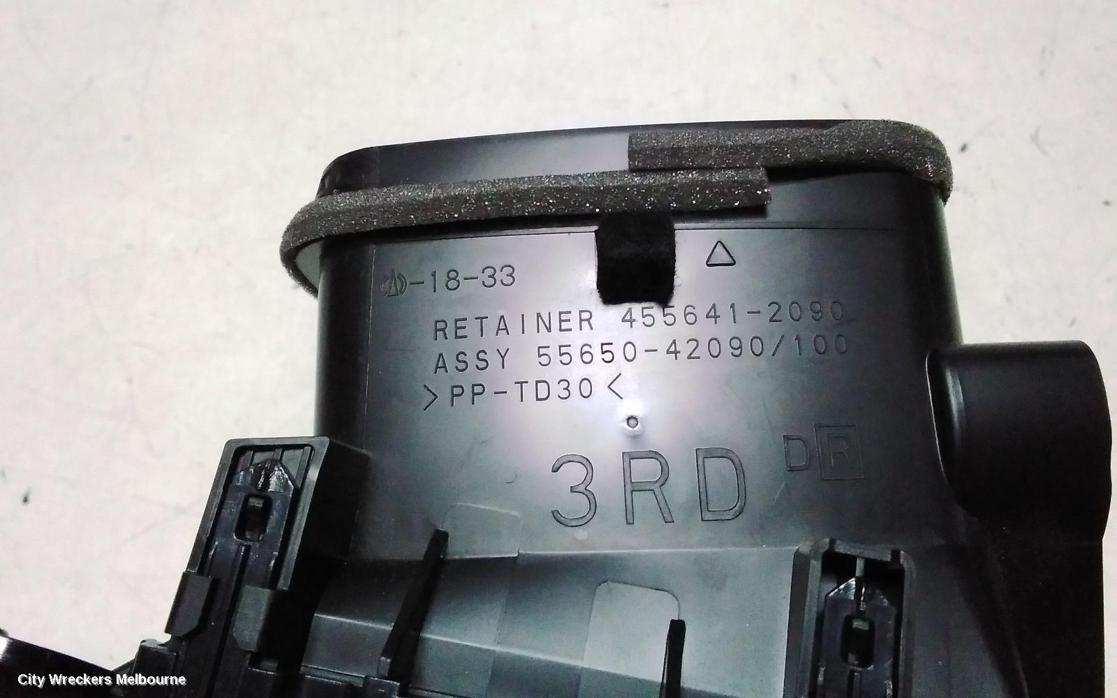 TOYOTA RAV4, XA50, 11/2018 - 12/2025, RH AIRVENT: 141724