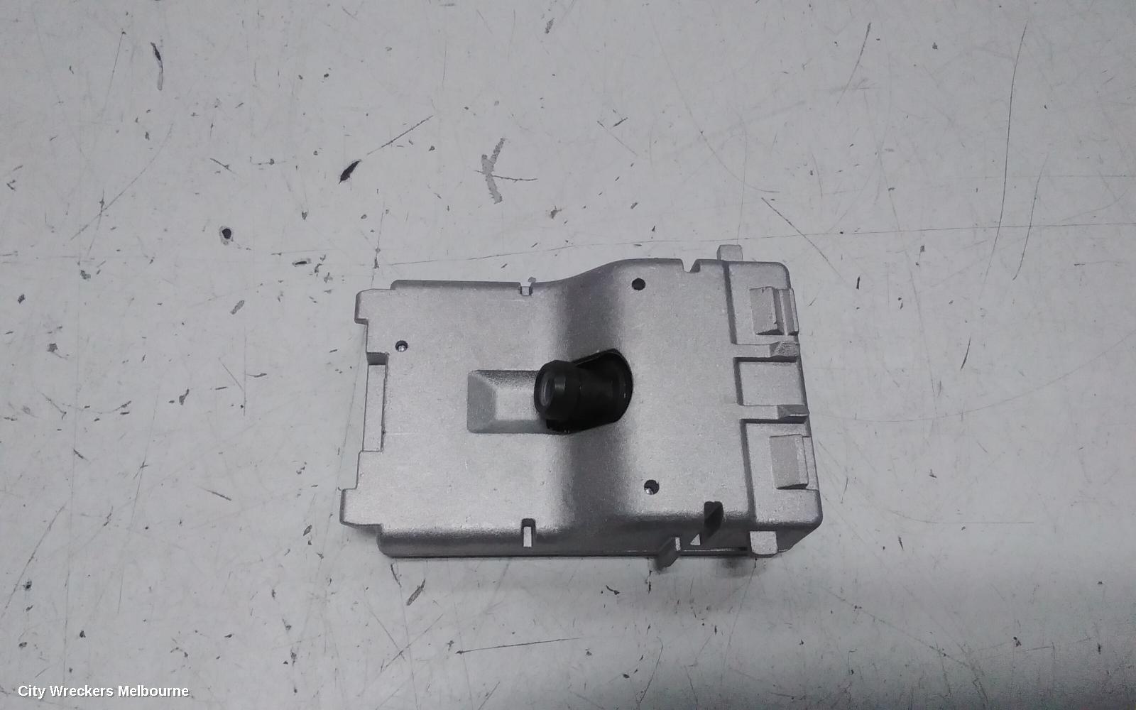 MAZDA 2 REVERSE CAMERA, FRONT CAMERA (WINDSHIELD MOUNTED), DJ/DL, 10/2014 ONWARDS