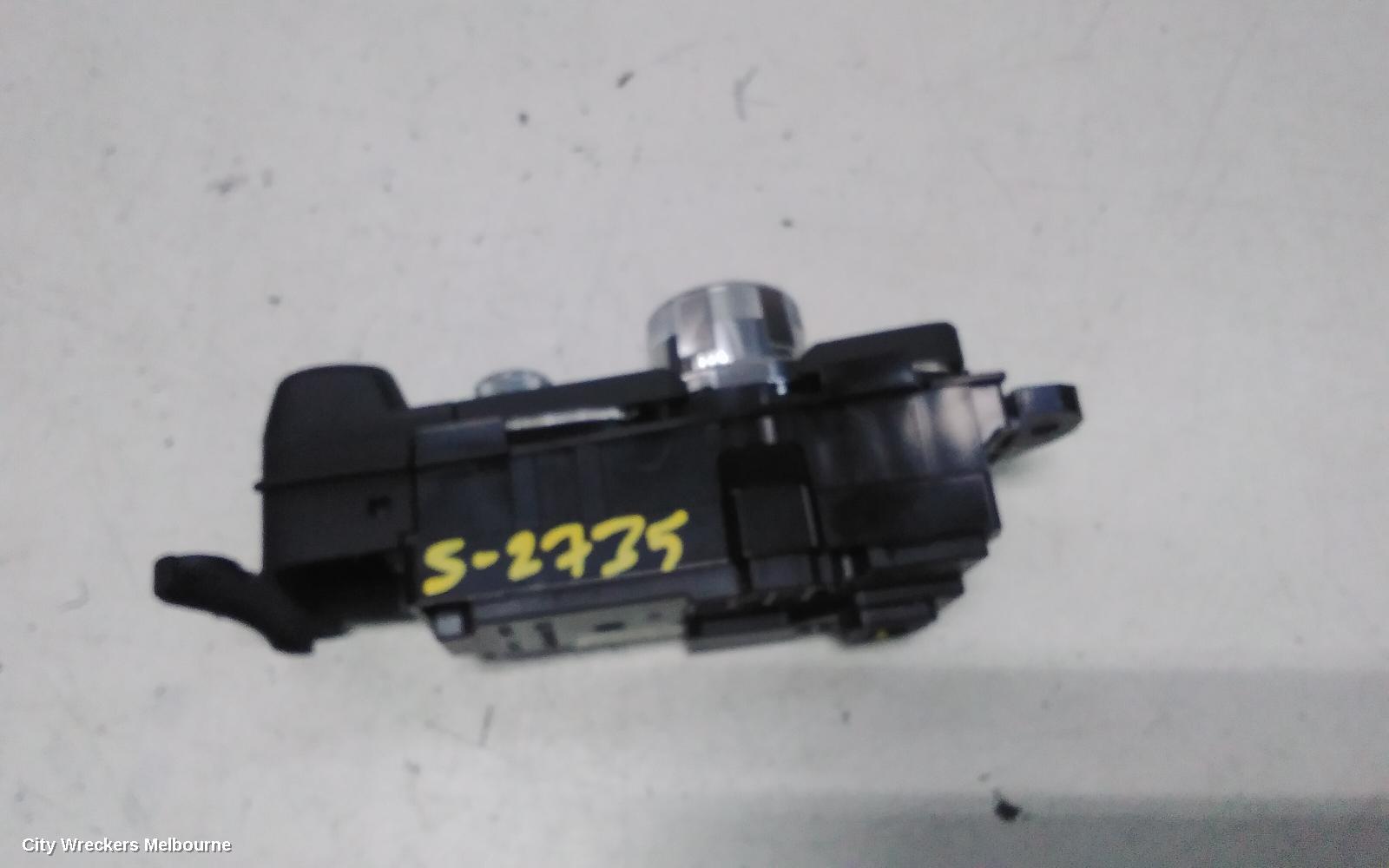 MAZDA 2, DJ/DL, 10/2014 ONWARDS, D09H 66 CMO B  COMBINATION COMMANDER CONTROLS: 141825