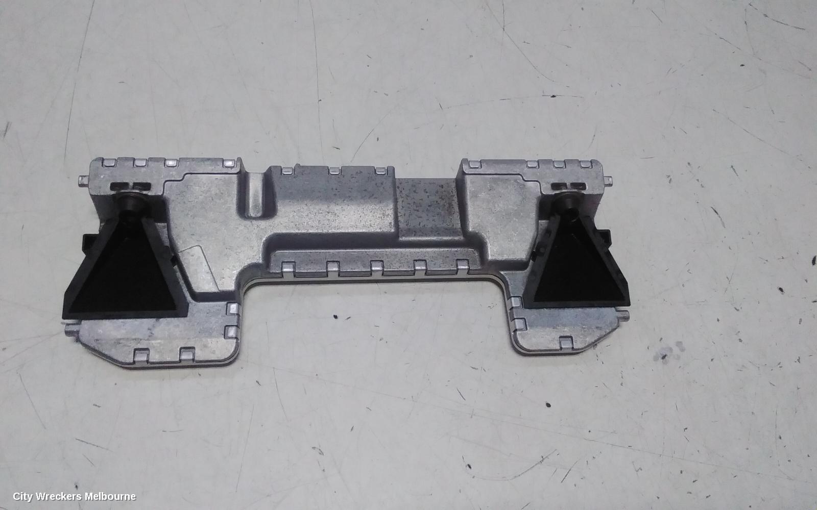 MERCEDES GLE CLASS REVERSE CAMERA, C292/W166, FRONT CAMERA (WINDSCREEN MOUNTED), 06/2015 - 04/2019