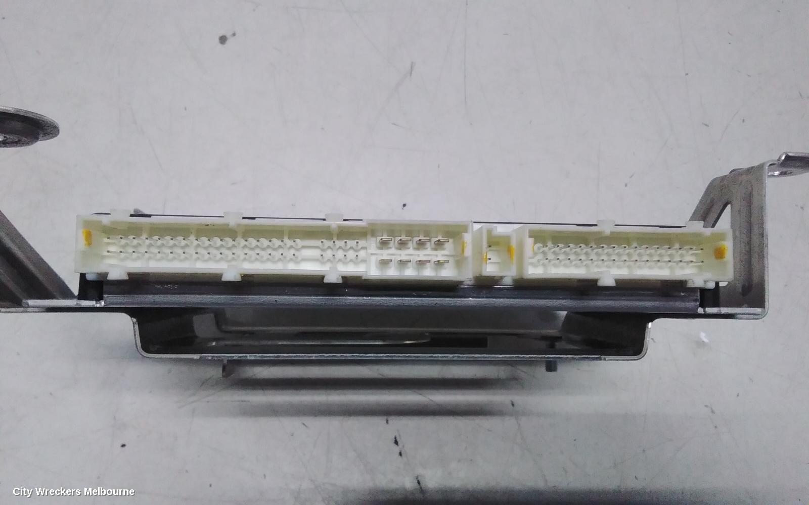 MERCEDES GLE CLASS, C292/W166 06/2015 - 04/2019, P/N A292 900 78 00 MERCEDES GLE PNEUMATIC SUSPENSION MODULE,    LOCATED ON RIGHT REAR QUARTER PANEL : 141899