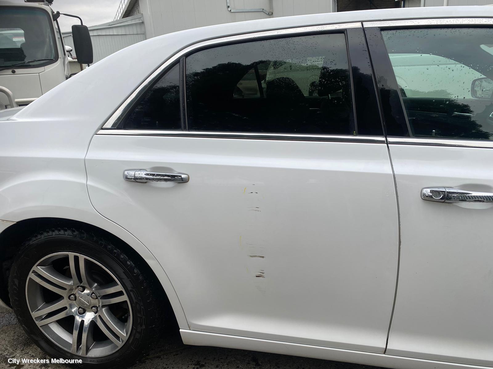 CHRYSLER 300C RIGHT FRONT DOOR, LX2, 07/2012 - 12/2021