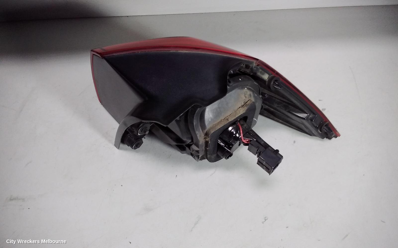 VOLKSWAGEN GOLF LEFT TAILLIGHT, GEN 7, HATCH, 03/2013 - 03/2017