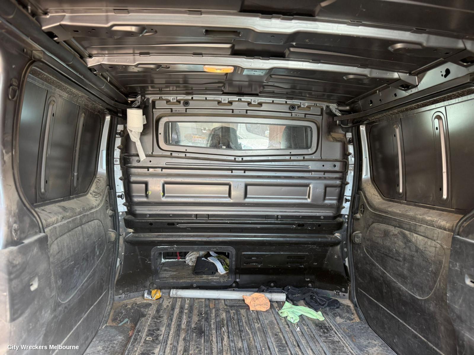 RENAULT TRAFIC CARGO BARRIER, X82, 01/2015 ONWARDS
