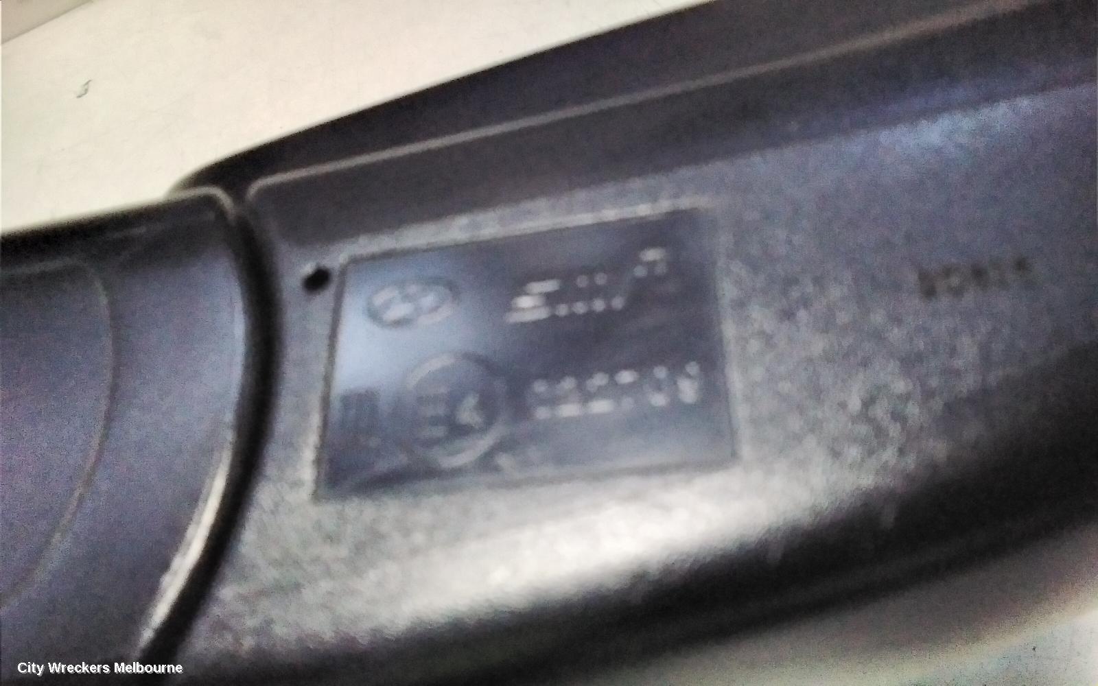 HYUNDAI ILOAD/IMAX RIGHT DOOR MIRROR, TQ, MANUAL FOLDING TYPE, BLACK, 11/2007 - 03/2021