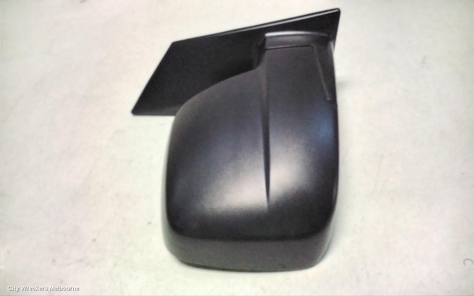 HYUNDAI ILOAD/IMAX RIGHT DOOR MIRROR, TQ, MANUAL FOLDING TYPE, BLACK, 11/2007 - 03/2021