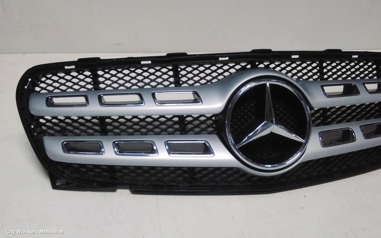 MERCEDES GLA CLASS GRILLE, RADIATOR GRILLE, X156, NON AMG, 03/2017 - 01/2020