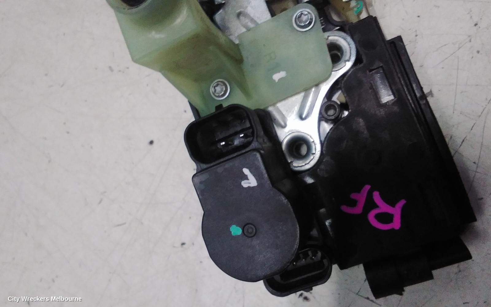 LDV G10 DOOR/BOOT/GATE LOCK, SV7C, RIGHT FRONT DOOR LOCK, VAN, 04/2015 ONWARDS