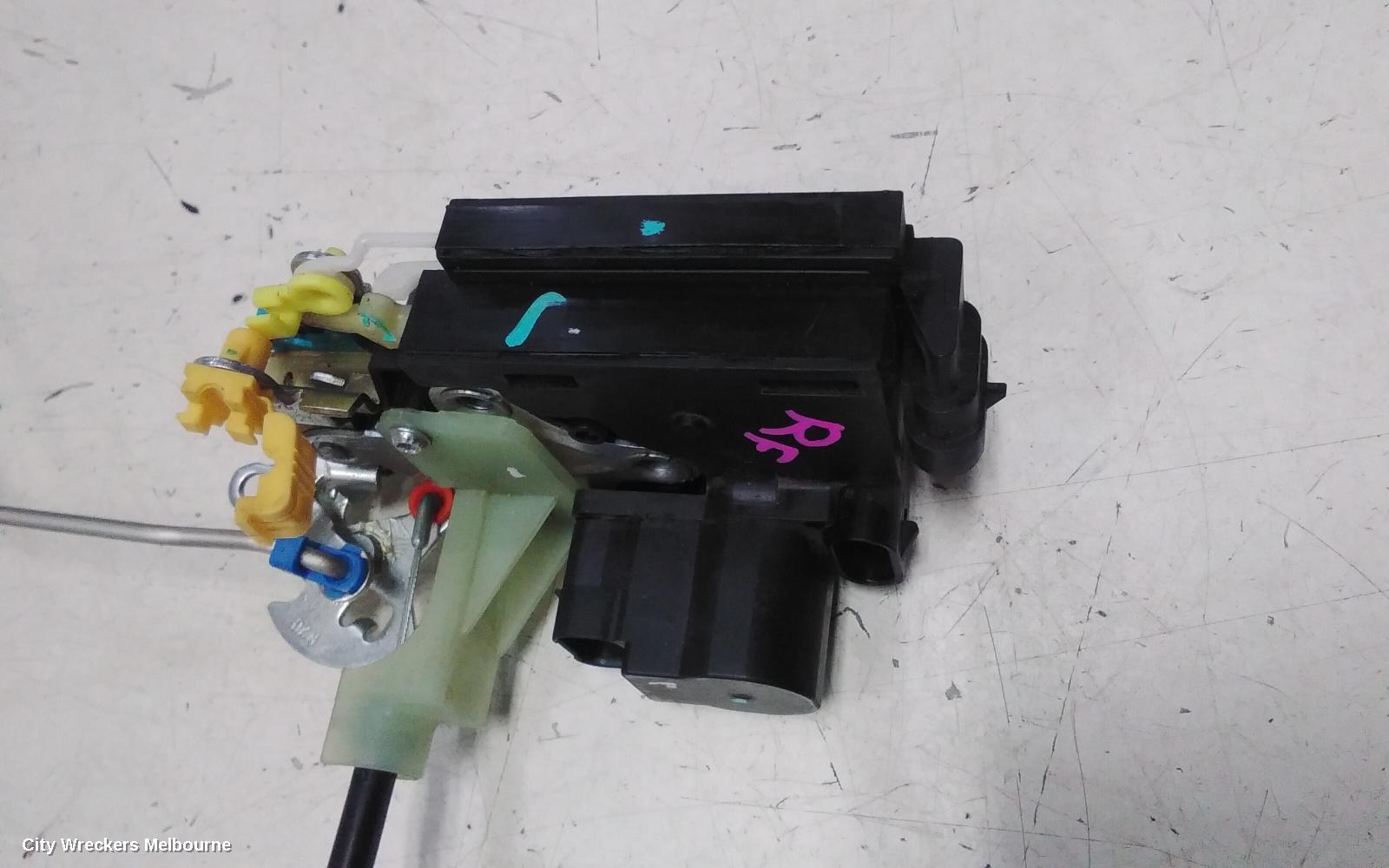 LDV G10 DOOR/BOOT/GATE LOCK, SV7C, RIGHT FRONT DOOR LOCK, VAN, 04/2015 ONWARDS