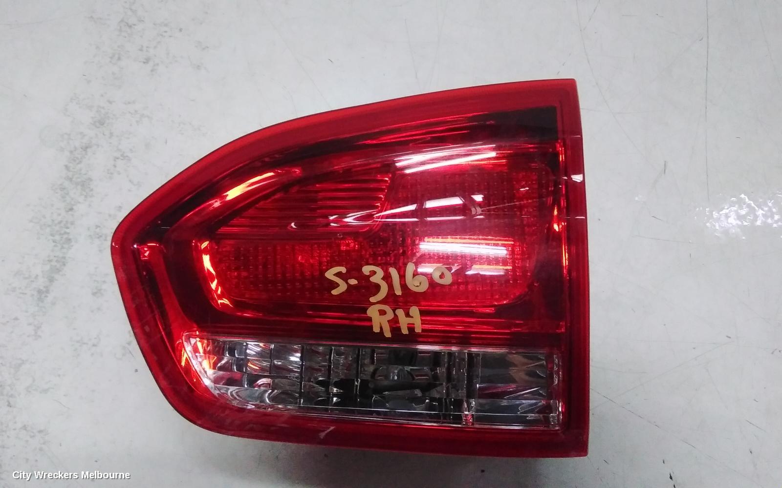 LDV G10 REAR GARNISH, SV7C, TAILGATE LAMP (RH SIDE), VAN, 04/2015 ONWARDS