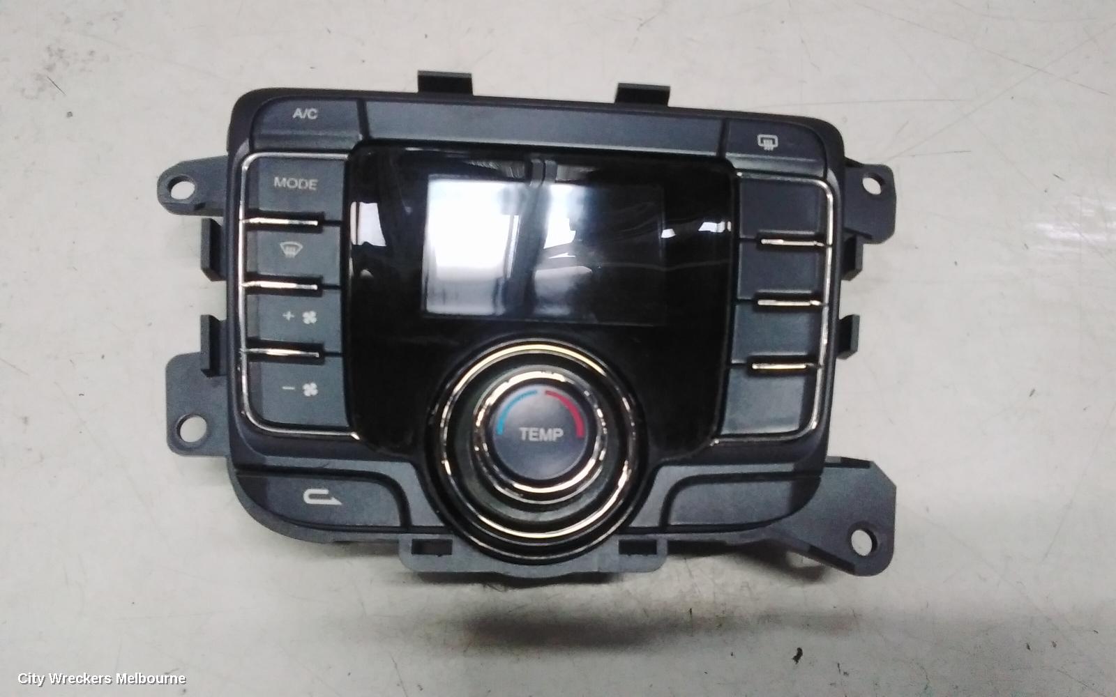 LDV G10 HEATER/AC CONTROLS, (G10+) SV7A, FRONT, CLIMATE CONTROL, W/ REAR CONTROL BUTTON TYPE, WAGON, 07/2021 ONWARDS