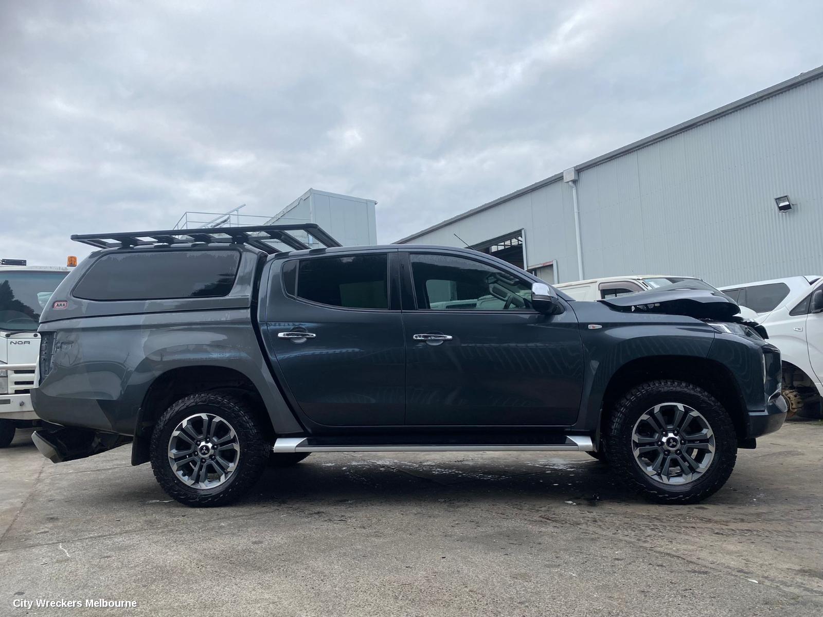 MITSUBISHI TRITON, 4WD SWITCH, EASY SELECT, MQ-MR, 03/2015 - 10/2023, 4WD SWITCH: 101389
